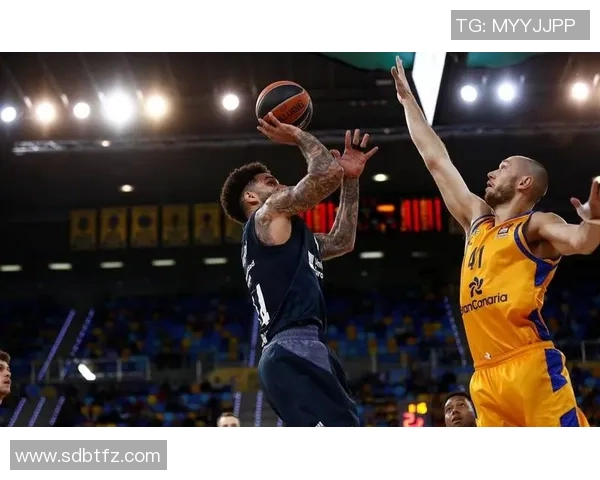 伊维萨主场迎战毕尔巴鄂竞技双方争夺关键三分的精彩对决